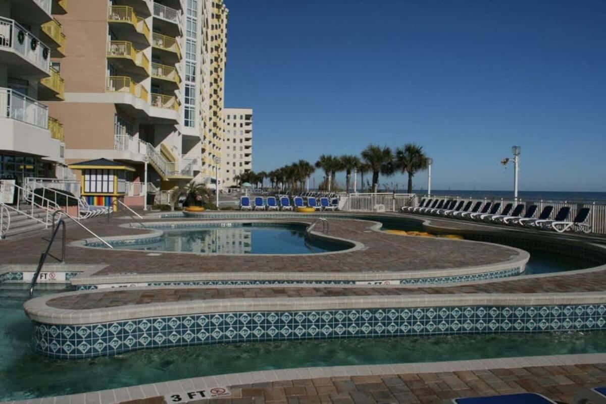 *Wonderful Amenities*Queen Beds * Pools & More*C50 Миртл-Бич Экстерьер фото